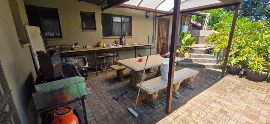 5 Bedroom Property for Sale in Wilkoppies North West